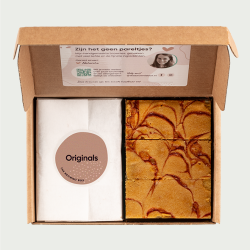 Brownies originals & aardbei blondies bestellen? Toptaarten.nl