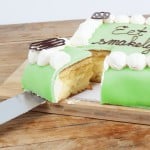 Marzipan cake green