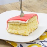 Marzipan cake deluxe red