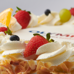 Fruity whipped cream photo cake round