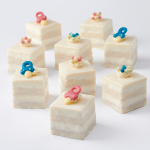 Birth petit fours boy/girl